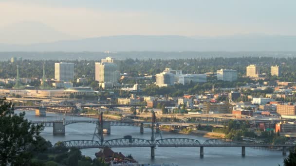 Portland überbrückt Verkehr — Stockvideo