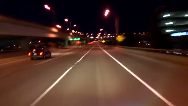 Πόρτλαντ αυτοκινητόδρομος οδήγηση τη νύχτα — Αρχείο Βίντεο