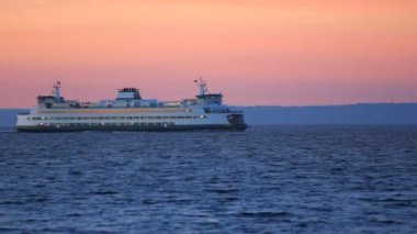 Seattle feribot tarafından geçen