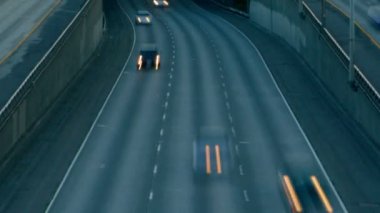 Seattle cityscape arka planda.