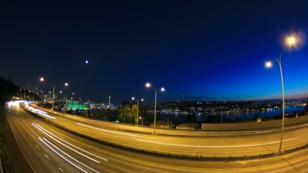 Traffico Seattle I-5 al tramonto — Video Stock