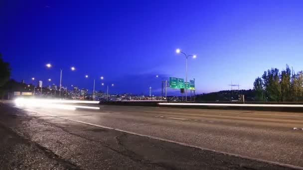 Autoroute Portland conduisant la nuit — Video