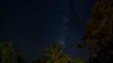 Güzel Samanyolu yıldız zaman atlamalı Kauai.