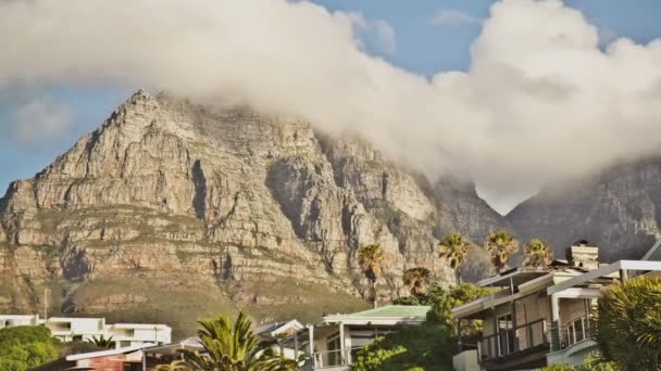 Table Mountain in Zuid-Afrika. — Stockvideo