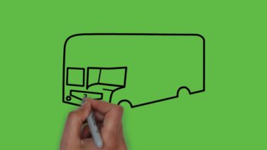 Kırmızı, kahverengi, gri ve mavi renkli, soyut yeşil arka planda siyah çizgili düzgün bir otobüs çiziyor.