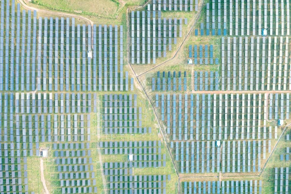 Solarpark Feld Oder Solarkraftwerk Der Luftaufnahme Bestehen Aus Photovoltaikzellen Panel — Stockfoto