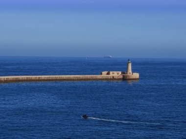 Eski Aziz Elmo Deniz Feneri, Valletta, Malta, Akdeniz, Işık Kulesi Yatay Duvar Kağıdı Manşeti