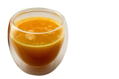Beyaz arkaplanda izole edilmiş turuncu cam.