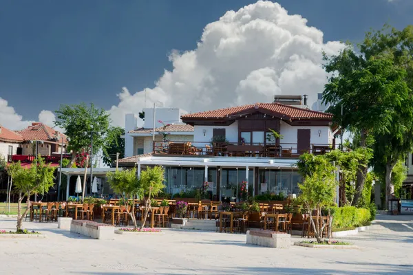 중심의 지역의 안탈리아 구름낀 레스토랑 선택적 — 스톡 사진