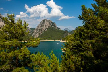 Macera Park Manavgat Oymapnar Yüksek dağ eteklerinde Treking Manavgat nehir manzarası ve daha fazlası.