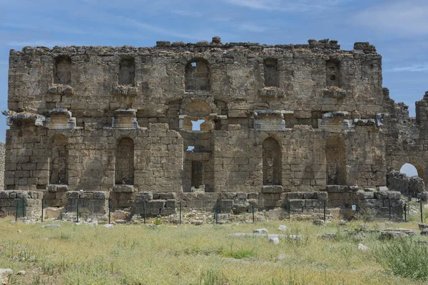 Aspendos Antike Stadt Aspendos Akropolis Stadt Ruinen Zisternen Aquädukte Und — Stockfoto