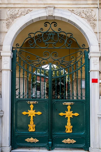 Porte Entrée Église Grecque Orthodoxe Hagios Georgios Kuzguncuk District Istanbul — Photo