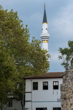 Bursa Glyaz Köyü Camii ve minaresi. Seçici Odaklanma