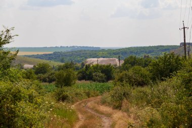 Köy yolu. Metin veya yazıtlar için kopyalama alanı olan arkaplan.