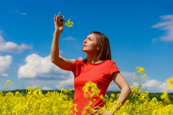 Young Pretty Woman Colored Dress Lightning Cheerful Yellow Background Blooming — Stock Photo, Image