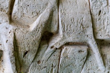 Doğal taşın pürüzlü yüzeyi. Dokulu arka plan. Tasarım için boş. Altında ya da altında. Metin için alanı kopyala