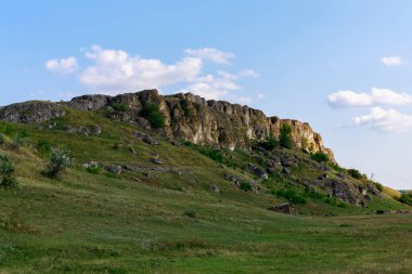 Doğu Avrupa 'nın dağlık doğası. Metin veya yazıtlar için kopyalama alanı olan arkaplan
