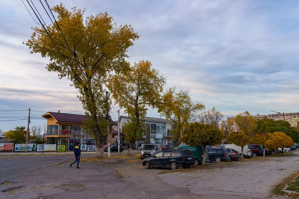 Vue Soir Automne Parking Avec Des Voitures Arrière Plan Avec — Photo