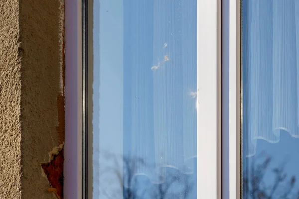 Ladrillo Marcas Llamativas Cristal Ventana Fondo Con Espacio Copia Para — Foto de Stock