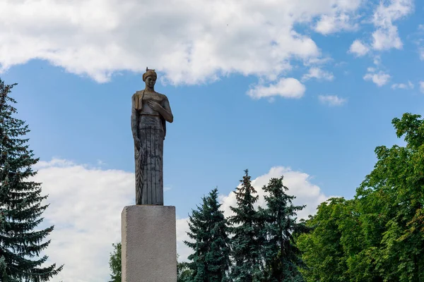 Скульптура Женщины Памятник Жертвам Второй Мировой Войны Вечная Слава Героям — стоковое фото