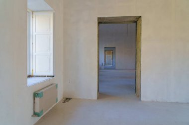 Eski binaların restorasyonu. İç yapı elementi oluşturuluyor. Seçici odak arkaplanı ve metin veya harf için kopyalama alanı