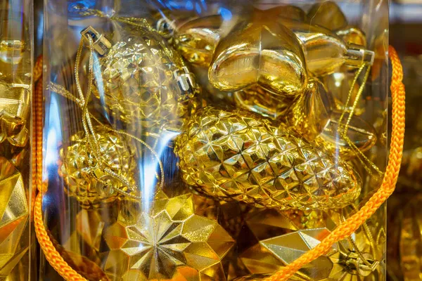 Cones Para Árvore Natal Decoração Natal Para Interior Uma Prateleira — Fotografia de Stock