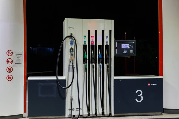 Diesel Benzinepompen Benzinestation Voor Transport Achtergrond Met Kopieerruimte Voor Tekst — Stockfoto