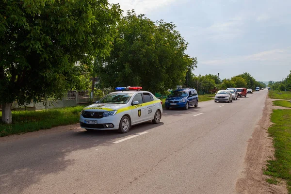 Polis arabası. Metin veya yazıtlar için kopyalama alanı olan bir arkaplan. İllüstrasyon başyazısı. 12 Temmuz 2021 Balti Moldova.