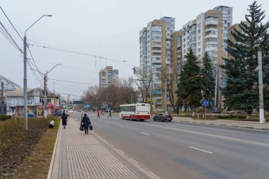 5 Aralık 2021 Balti, Moldova. İllüstrasyon başyazısı. Central City Caddesi Stefan cel Mare.