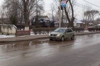 20 Ocak 2021 Balti veya Beltsy Moldova, Kışın kötü yollar. İllüstrasyon Editörü