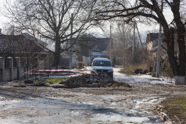 21 Ocak 2021 Balti veya Beltsy Moldova, Kışın kötü yollar. İllüstrasyon Editörü