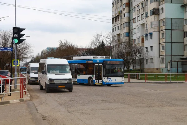 Draadloos Openbaar Vervoer Trolleybus Achtergrond Met Kopieerruimte Voor Tekst Inscripties — Stockfoto