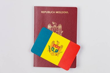 Moldova Cumhuriyeti vatandaşının modern yabancı pasaportu. Metin için kopyalama alanı olan arkaplan.