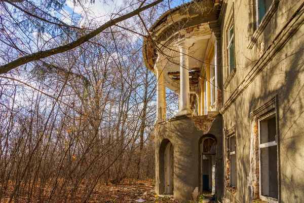 Övergivna Övergivna Historiska Och Kulturella Arv Gammal Arkitektur Ovanliga Detaljer — Stockfoto