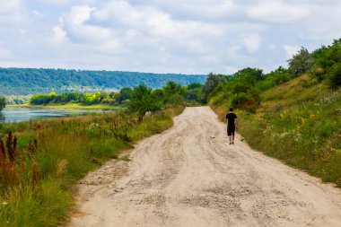 Köy yolu. Metin veya yazıtlar için kopyalama alanı olan arkaplan.