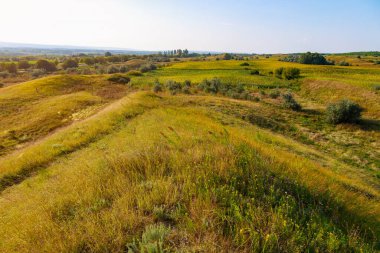 Doğu Avrupa 'nın dağlık doğası. Metin veya yazıtlar için kopyalama alanı olan arkaplan