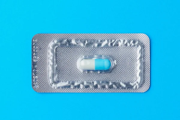 중요하고 알약이나 말입니다 전형적 의학적 파란색 약리학 — 스톡 사진