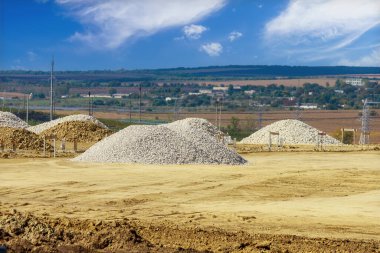 Bölgeyi vakfa hazırlama aşamasındaki inşaat sahasında. Metin için kopyalama alanı olan arkaplan
