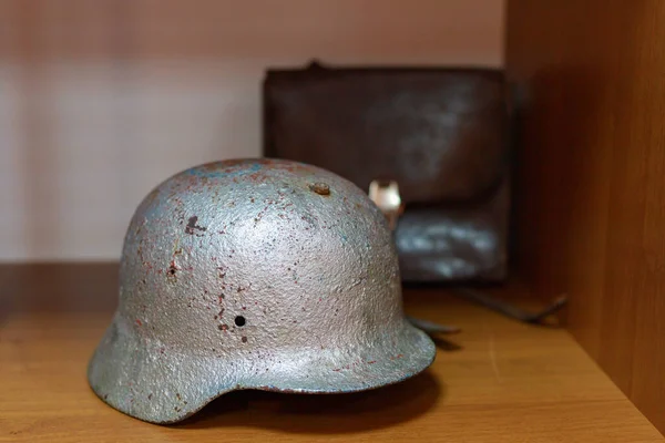 Vintage Authentieke Militaire Helm Met Selectieve Focus Achtergrond Met Kopieerruimte — Stockfoto