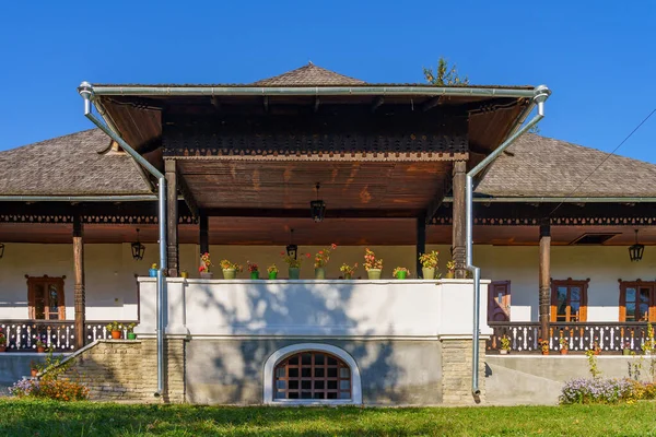 Casa Antiga Autêntica Aldeia Moldava Fundo Natural Outono Com Espaço — Fotografia de Stock