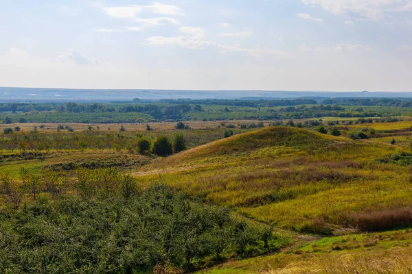 Natura Collinare Dell Europa Orientale Sfondo Con Spazio Copia Testo — Foto Stock