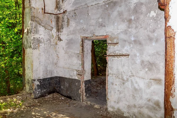 Entrance Secret Disguised Military Bunker Abandoned Bomb Shelter Background — Stock Photo, Image