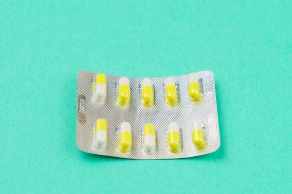 Blister Oder Packung Mit Zehn Medizinischen Tabletten Oder Pillen Türkis — Stockfoto