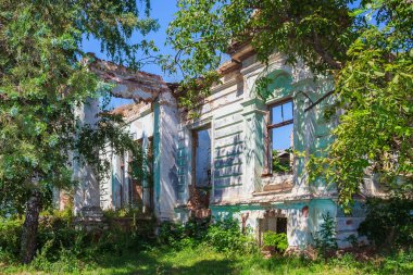 Eski mimarinin terk edilmiş tarihi ve kültürel mirası. Kıyametin olağandışı ayrıntıları. Arkaplan