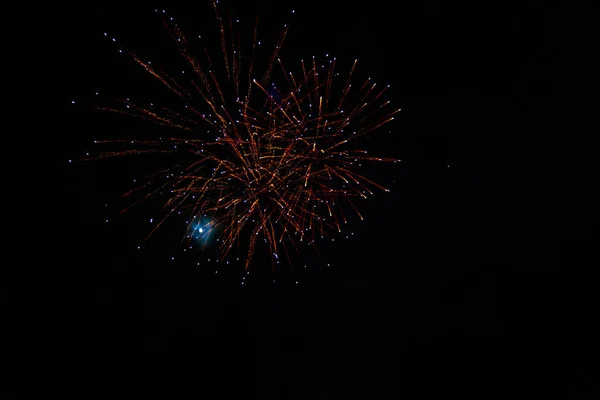 Zeer Mooi Vuurwerk Tegen Zwarte Lucht Met Kopieerruimte Voor Tekst — Stockfoto