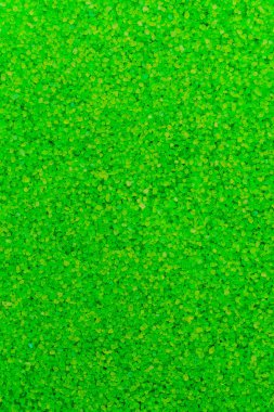 Deniz aromalı tuzunun dokusu. Spa ve rahatlama konsepti. Arkaplan ya da fon. Tasarım için boş ya da bir tasarımcı için kopyalama alanı. Dikey resim.