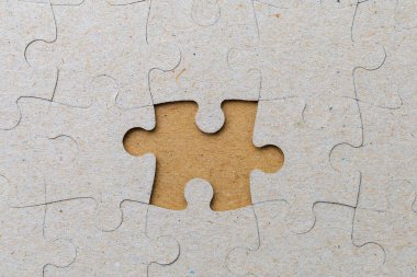 Tek elementi olmayan bulmacalar. Metin veya yazı için boşluk kopyala.