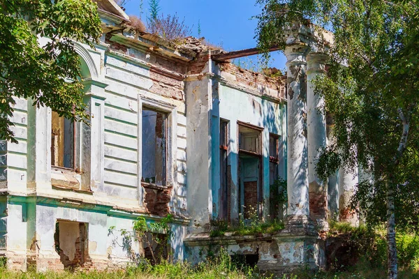 Abandonado Património Histórico Cultural Abandonado Antiga Arquitectura Detalhes Incomuns Olhar — Fotografia de Stock