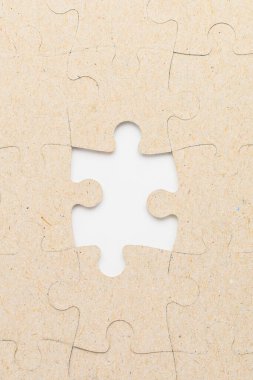 Tek elementi olmayan bulmacalar. Metin veya yazı için boşluk kopyala. Dikey resim.