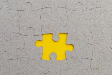 Tek elementi olmayan bulmacalar. Metin veya yazı için boşluk kopyala.